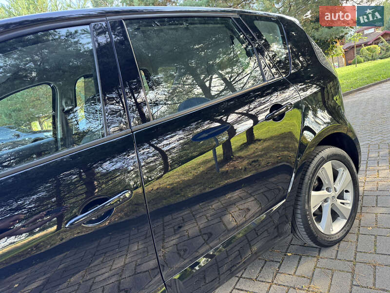 Минивэн Renault Scenic 2013 в Дрогобыче