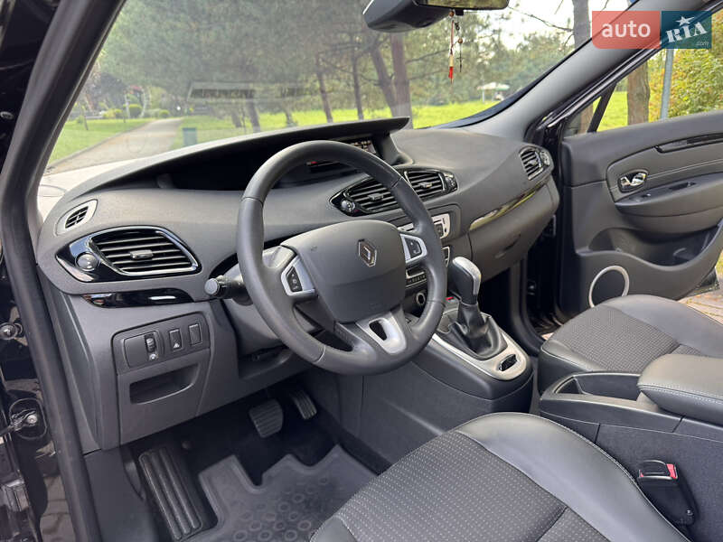 Минивэн Renault Scenic 2013 в Дрогобыче