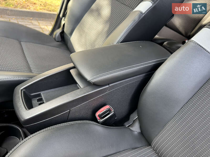 Минивэн Renault Scenic 2013 в Дрогобыче