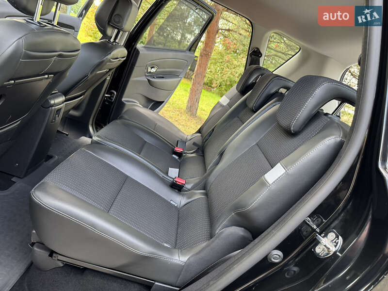 Минивэн Renault Scenic 2013 в Дрогобыче