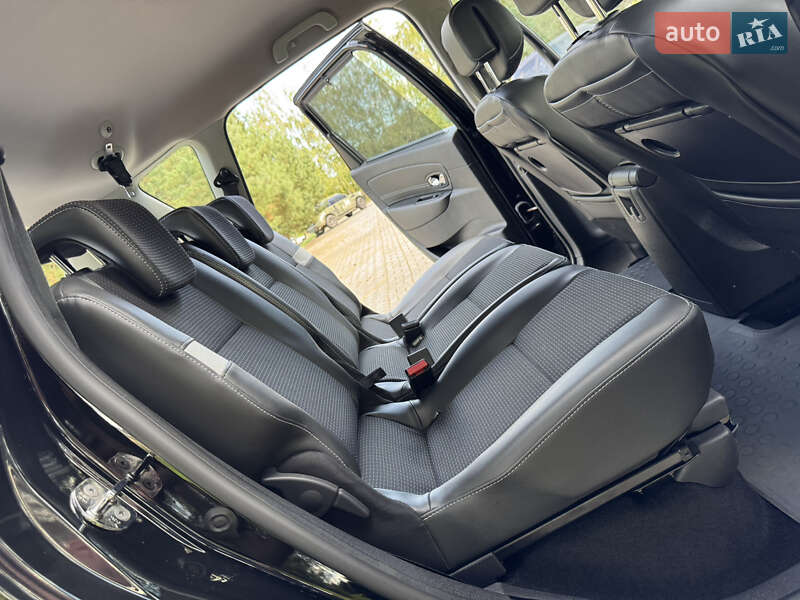 Минивэн Renault Scenic 2013 в Дрогобыче