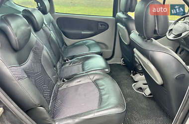 Минивэн Renault Scenic 2001 в 