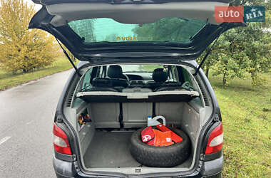 Минивэн Renault Scenic 2001 в 