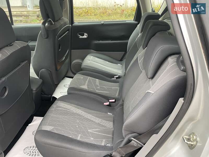 Минивэн Renault Scenic 2006 в Сумах