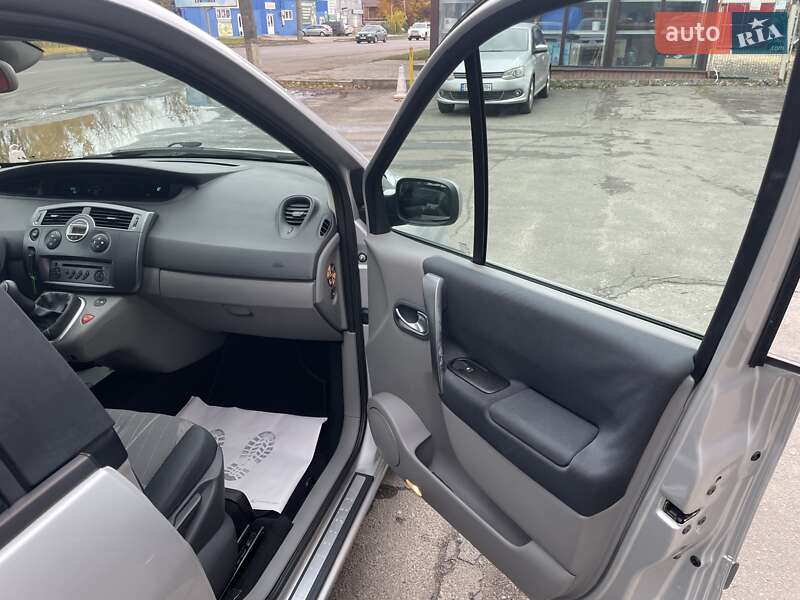 Минивэн Renault Scenic 2006 в Сумах