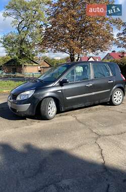 Минивэн Renault Scenic 2004 в 