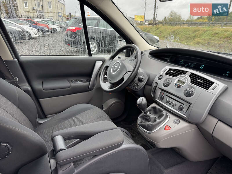 Минивэн Renault Scenic 2008 в Стрые