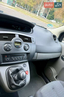 Мінівен Renault Scenic 2007 в Запоріжжі