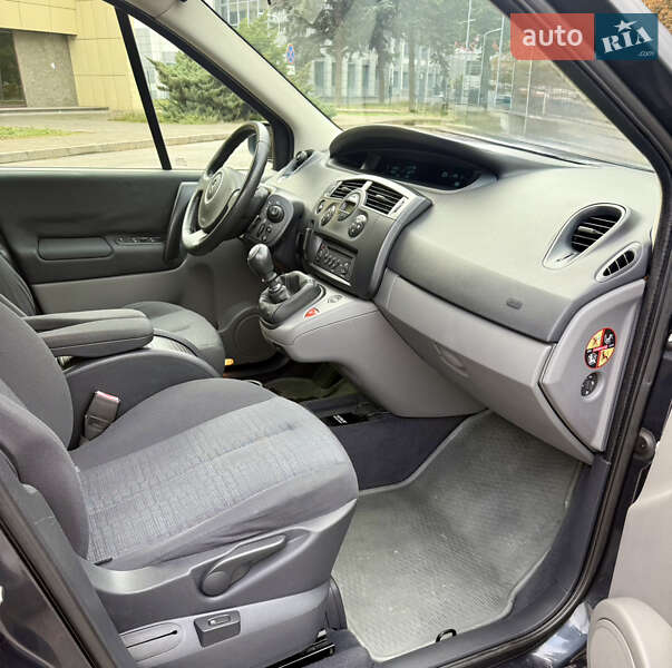 Минивэн Renault Scenic 2007 в Запорожье