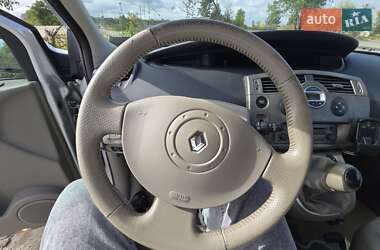 Минивэн Renault Scenic 2006 в  фото 22 Минивэн Renault Scenic 2006 в