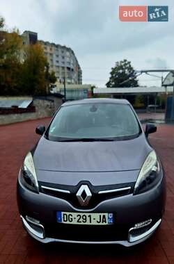 Минивэн Renault Scenic 2014 в 