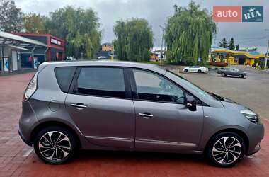 Минивэн Renault Scenic 2014 в 