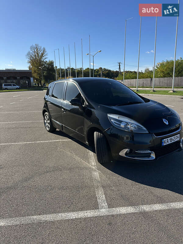 Минивэн Renault Scenic 2012 в Киеве