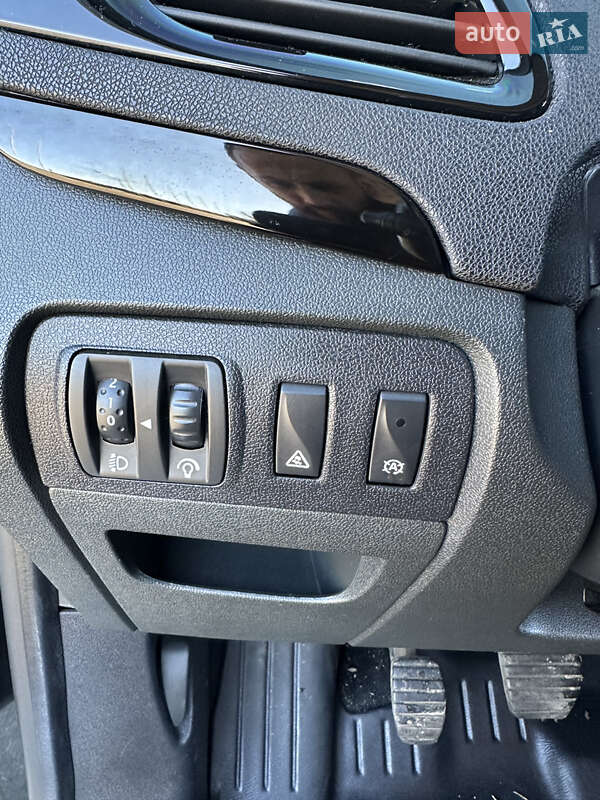 Минивэн Renault Scenic 2012 в Киеве