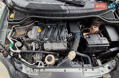 Минивэн Renault Scenic 2000 в 