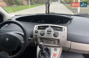 Минивэн Renault Scenic 2006 в 