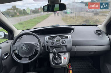 Минивэн Renault Scenic 2006 в 