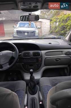 Мінівен Renault Scenic 2003 в 