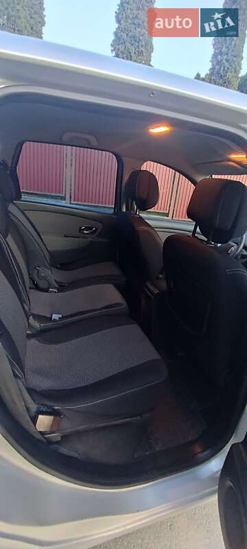 Минивэн Renault Scenic 2011 в Тернополе