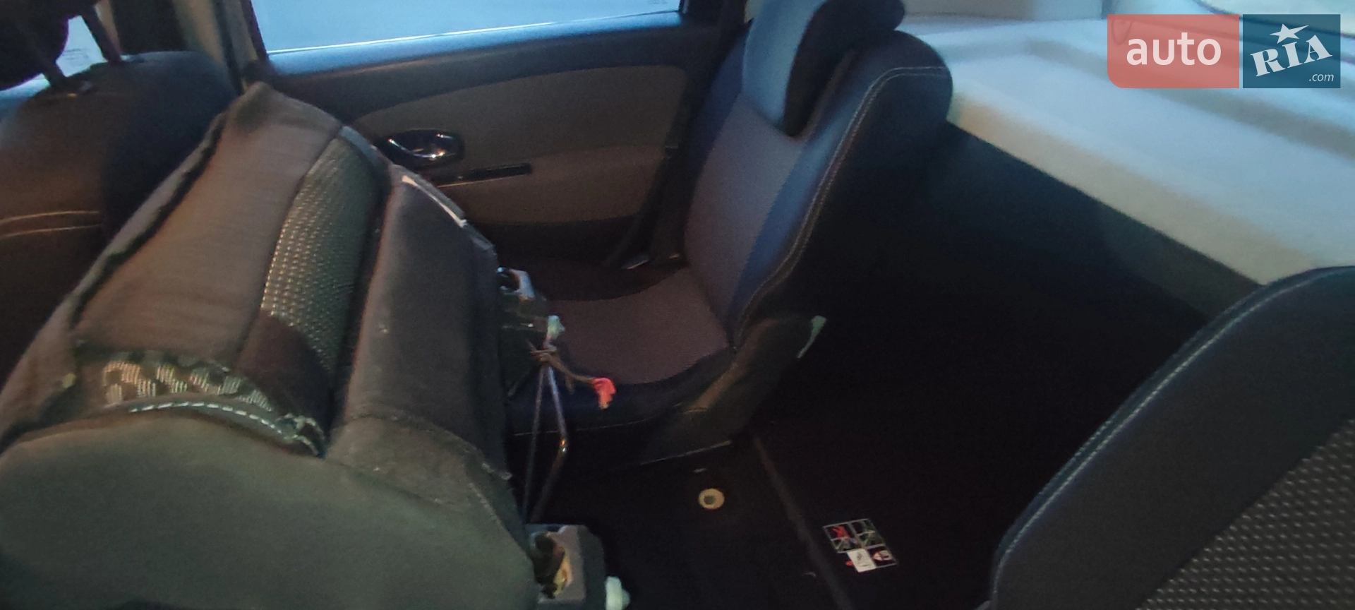 2011 Renault Scenic - мініатюра 44