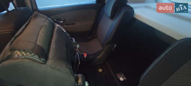 Минивэн Renault Scenic 2011 в Тернополе