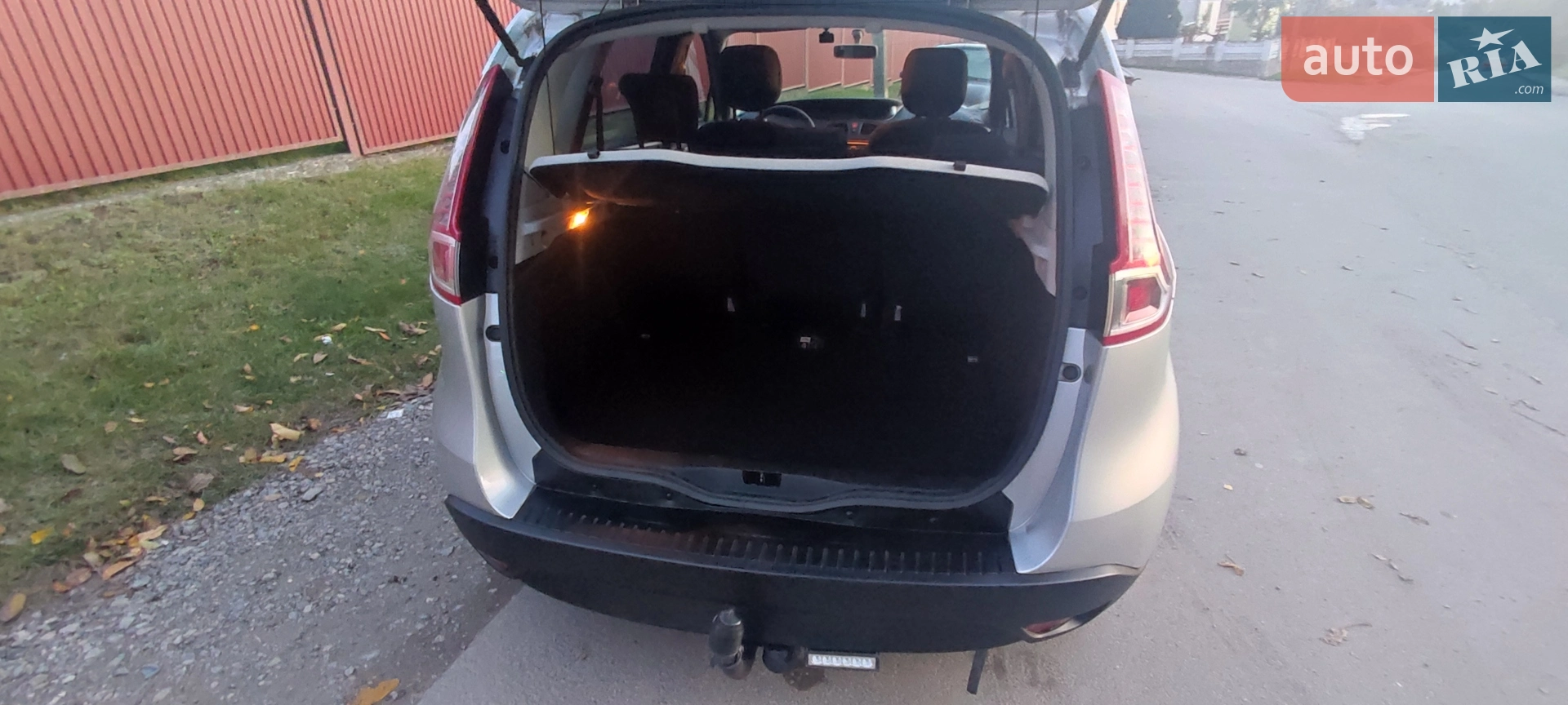 2011 Renault Scenic - мініатюра 17