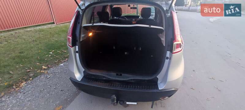 Минивэн Renault Scenic 2011 в Тернополе