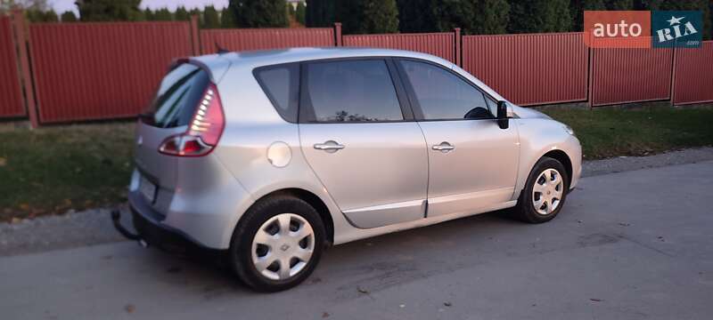 Минивэн Renault Scenic 2011 в Тернополе
