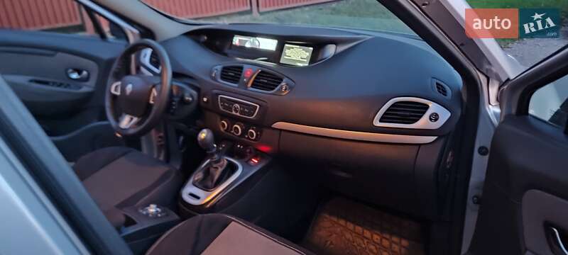 Минивэн Renault Scenic 2011 в Тернополе