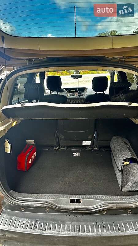 Минивэн Renault Scenic 2011 в Тернополе фото 18 Минивэн Renault Scenic 2011 в Тернополе