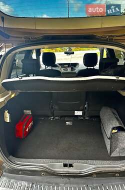 Минивэн Renault Scenic 2011 в 