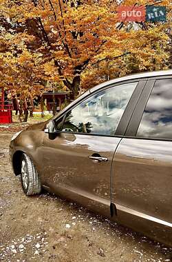 Минивэн Renault Scenic 2011 в 