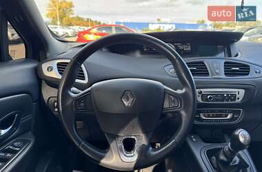 Минивэн Renault Scenic 2013 в 