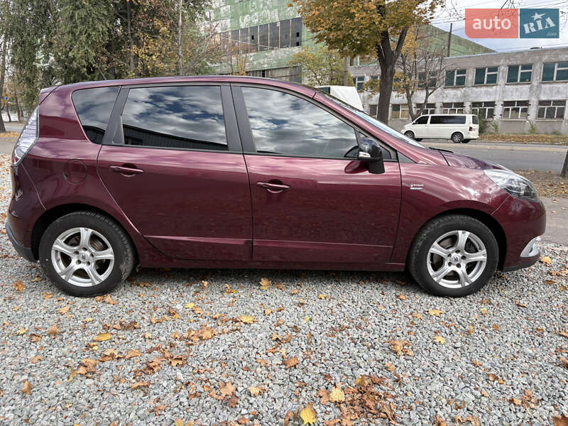Минивэн Renault Scenic 2014 в Днепре