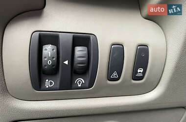 Минивэн Renault Scenic 2004 в 