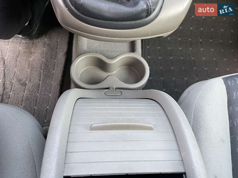 Минивэн Renault Scenic 2004 в Красилове