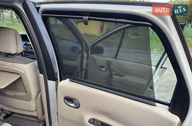 Минивэн Renault Scenic 2004 в 