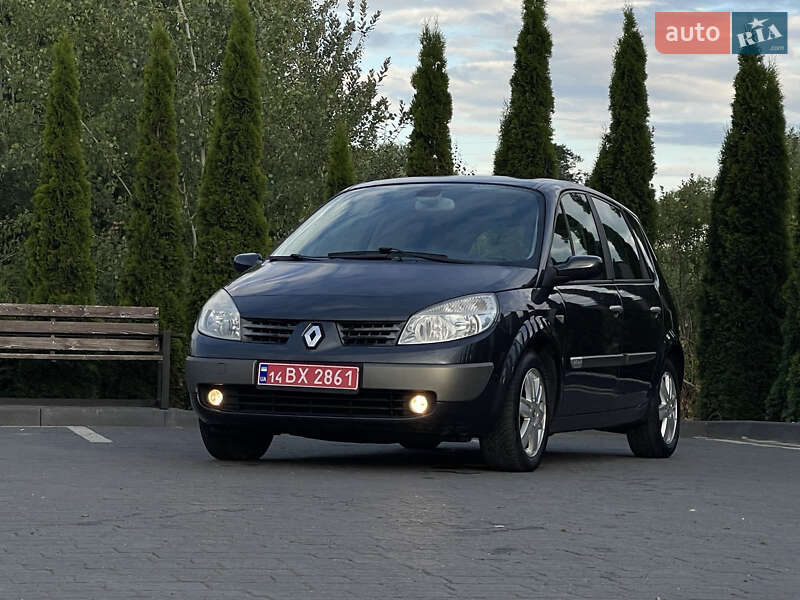Минивэн Renault Scenic 2005 в Надворной