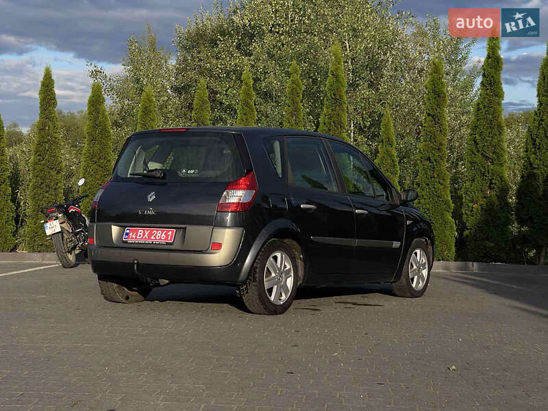 Минивэн Renault Scenic 2005 в Надворной