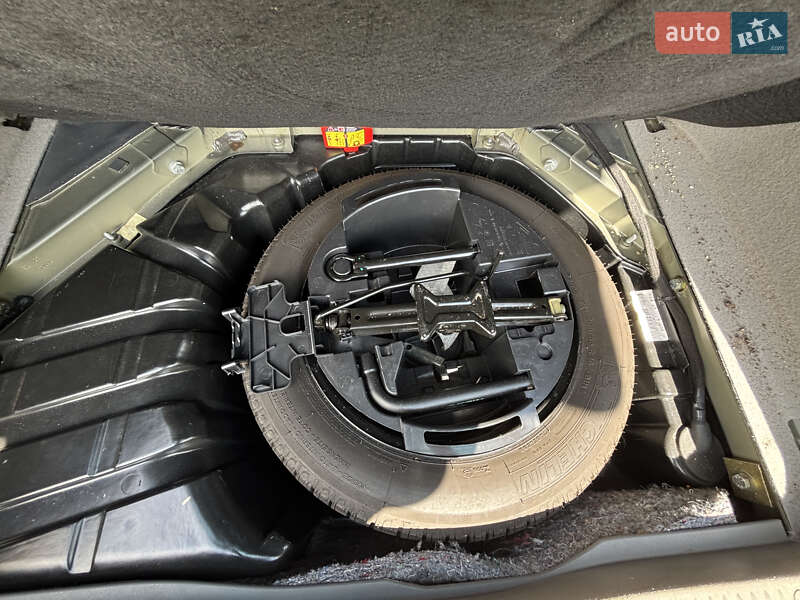 Минивэн Renault Scenic 2005 в Надворной