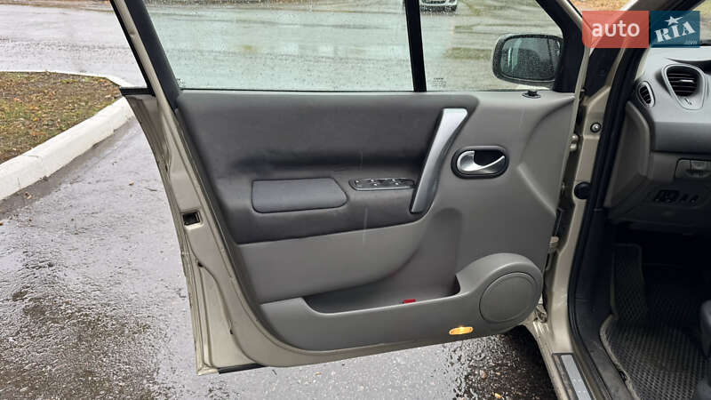 Минивэн Renault Scenic 2006 в Полтаве фото 12 Минивэн Renault Scenic 2006 в Полтаве