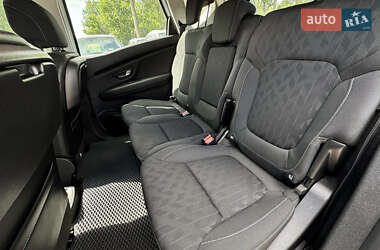 Минивэн Renault Scenic 2018 в 