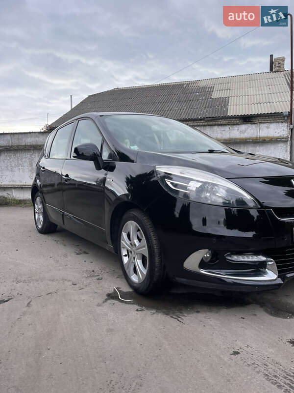Мінівен Renault Scenic 2012 в Дубні