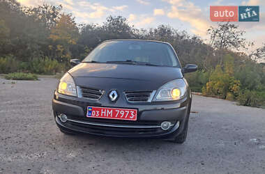 Минивэн Renault Scenic 2009 в 