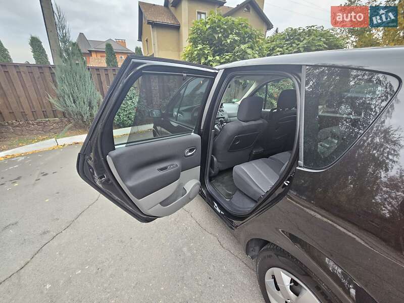 Минивэн Renault Scenic 2008 в Полтаве