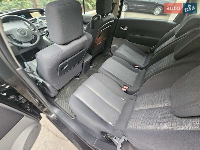 Минивэн Renault Scenic 2008 в Полтаве