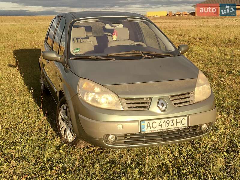 Минивэн Renault Scenic 2003 в 