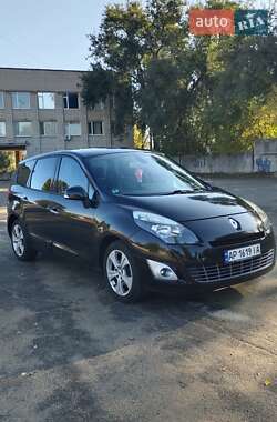 Мінівен Renault Scenic 2010 в 