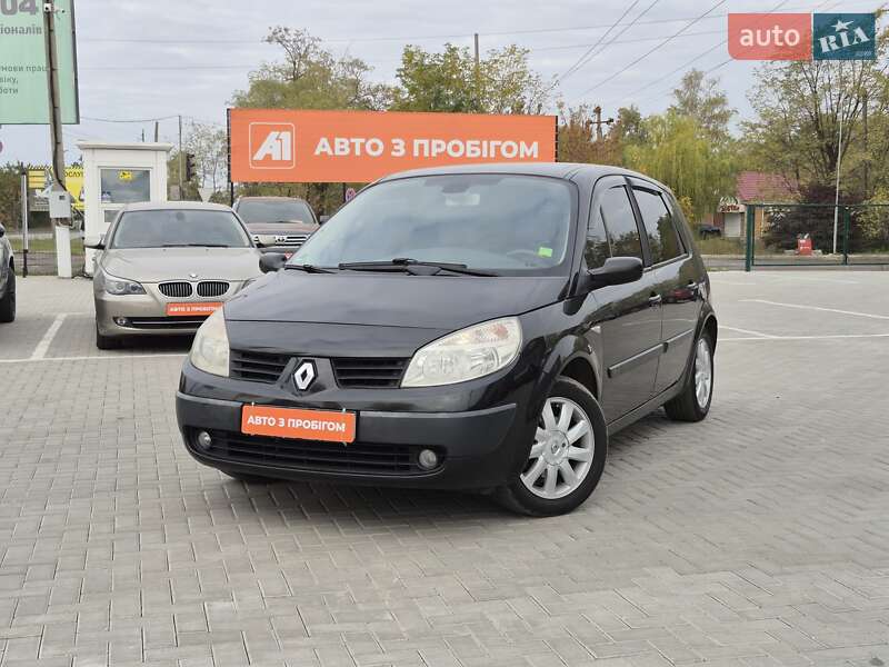 Минивэн Renault Scenic 2005 в 