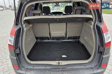 Минивэн Renault Scenic 2005 в 